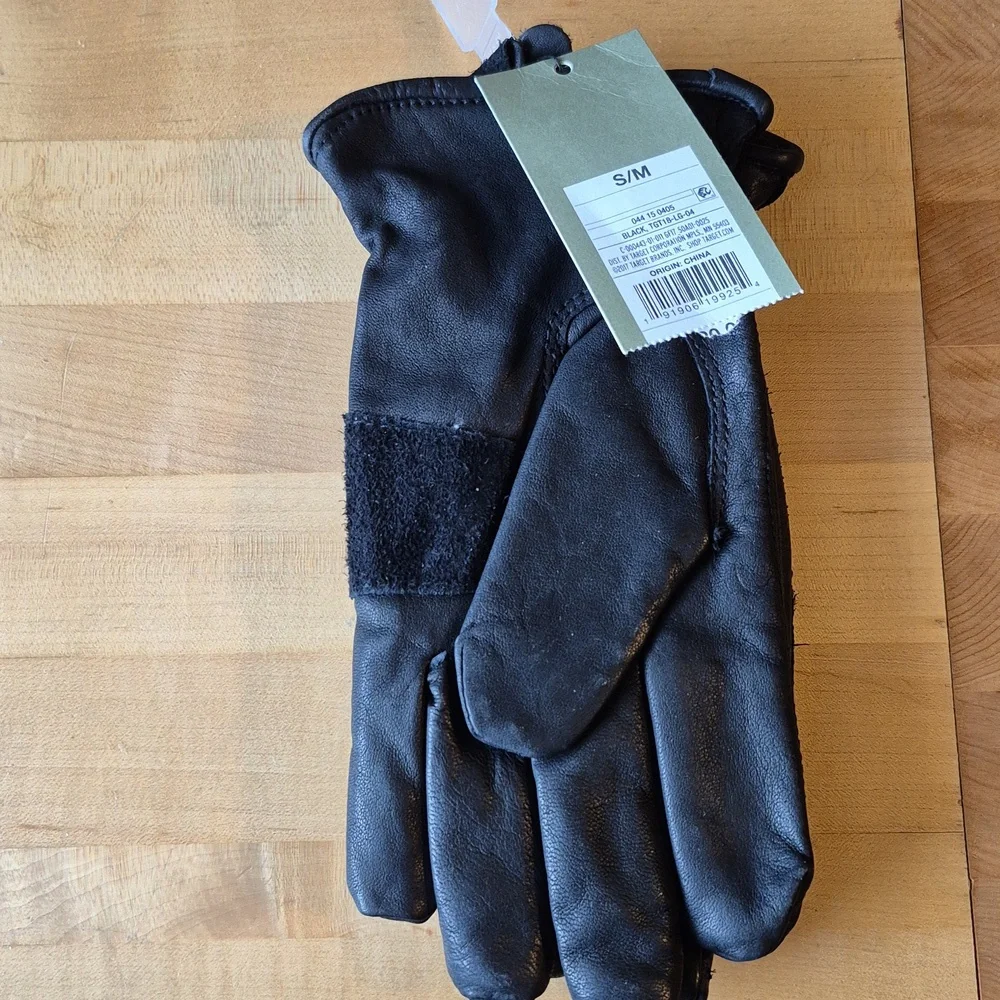 Goodfellow & Co Men's Black Leather Gloves - Picture 2 of 4